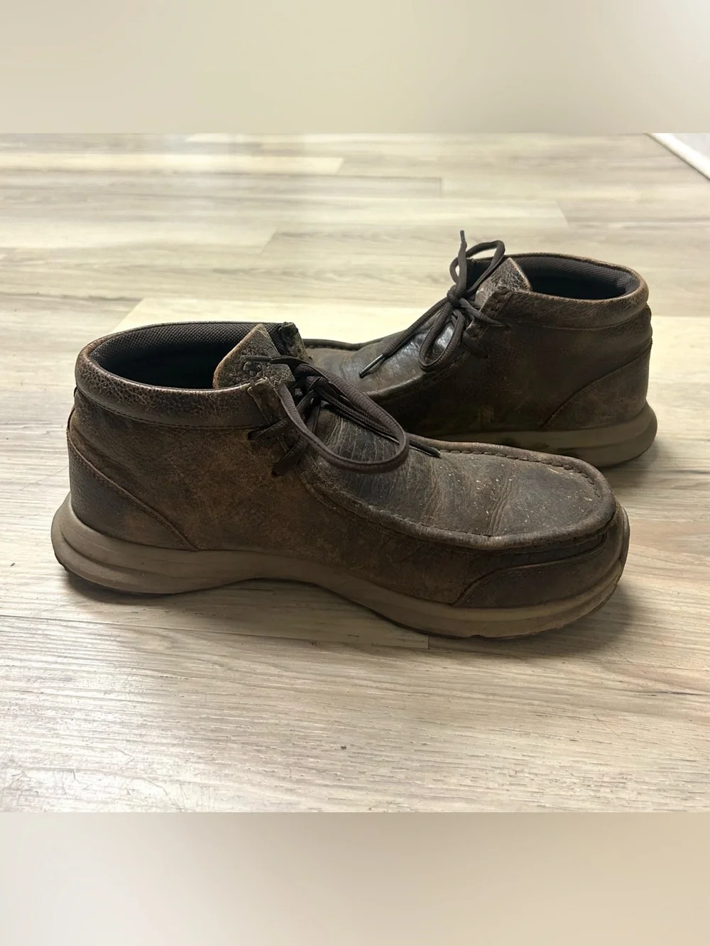 Ariat Spitfire Chukka Boots Mens 10.5 Brown Leather Distressed MocToe Shoes